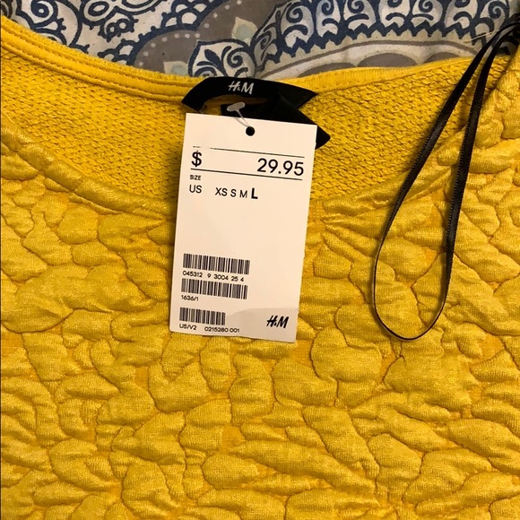 Top - Picture 3 of 4